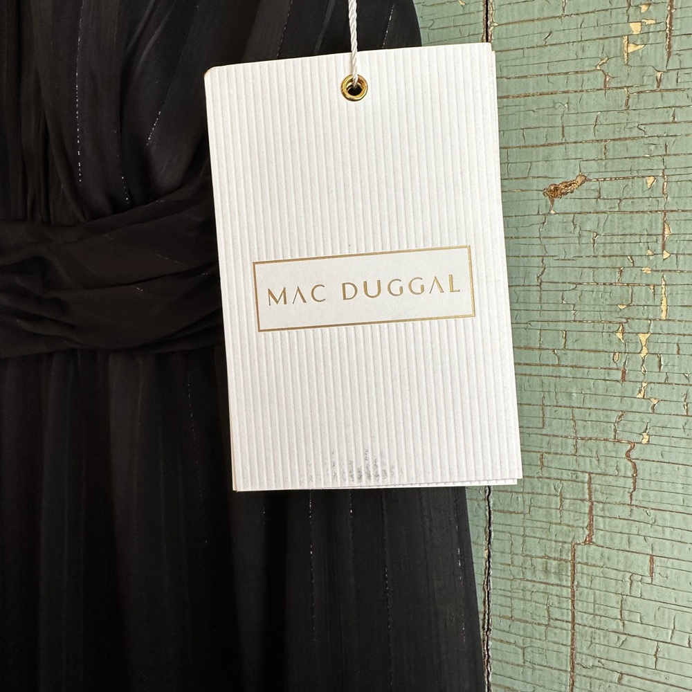NWT Mac Duggal Black Tie Halter Neck Tiered Gown #49515 Retail $398 Sz 10 - Picture 7 of 9